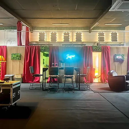 Loft Jaspar - 200m2 Pour Groupes Pres De Paris Apartment Chateau-Thierry